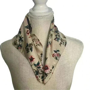 Tory Burch Lyonnaise Floral Neckerchief in Lyonnaise (288) NWT